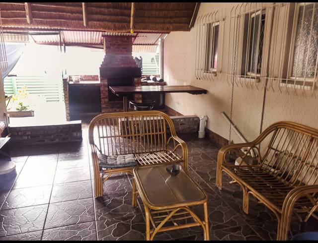 3 BEDROOM HOUSE FOR SALE IN VAALPARK